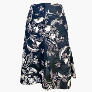Merona Women's black‎ & white, floral, flare skirt